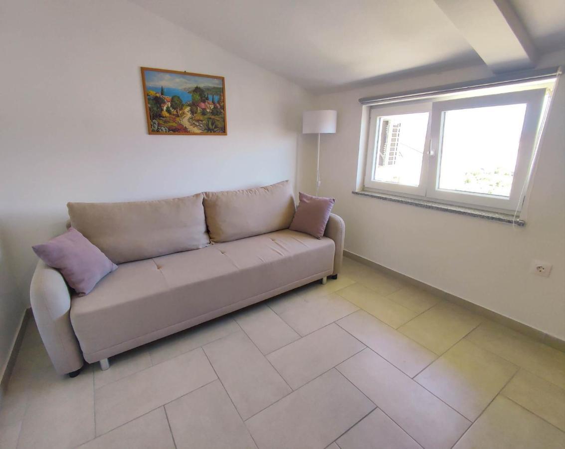 Three Lions Apartment Number 2 Pula Zewnętrze zdjęcie